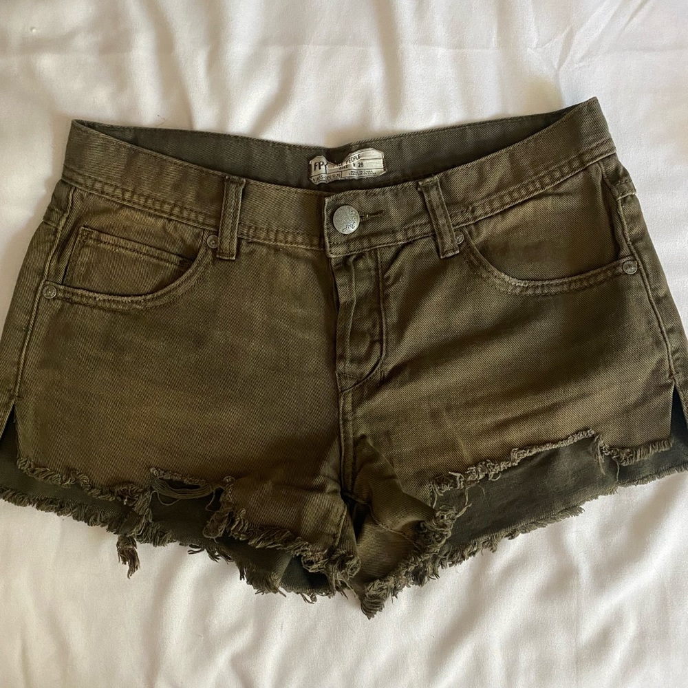 Free People Women’s Size 2 Brown shorts